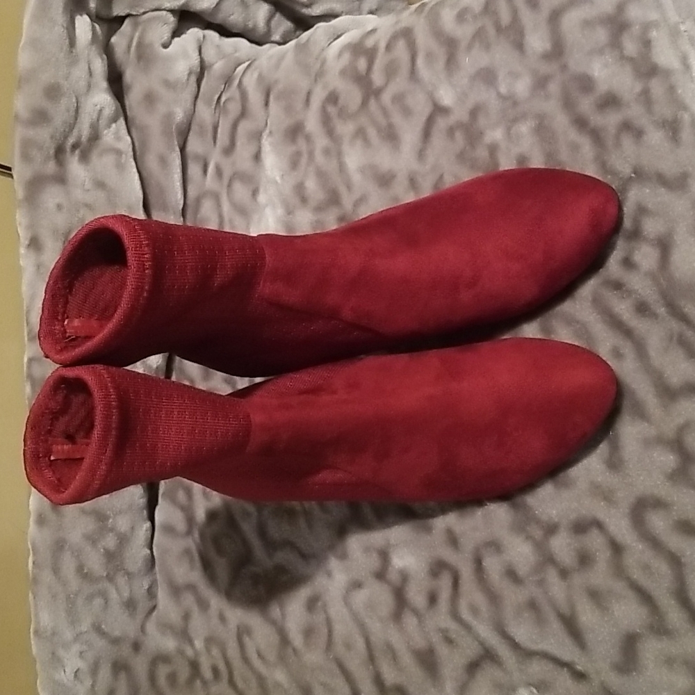TIZEL BOOTIES